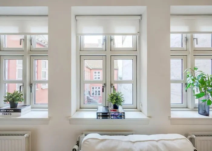 Cozy Apartment Central In Cph